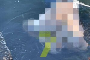 Случайно заметили у камней: на одесском пляже нашли тело утопленника