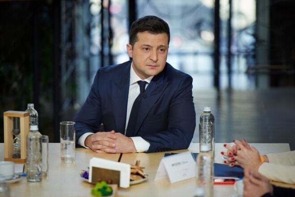 
Кузьмин: Зеленский за год закрыл пять телеканалов потому, что все они призывали к миру и к нормализации отношений с РФ
