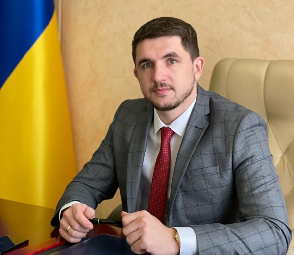 «Покращення»: советник Гриневецкого стал быстрее ездить на родину в Ивано-Франковск