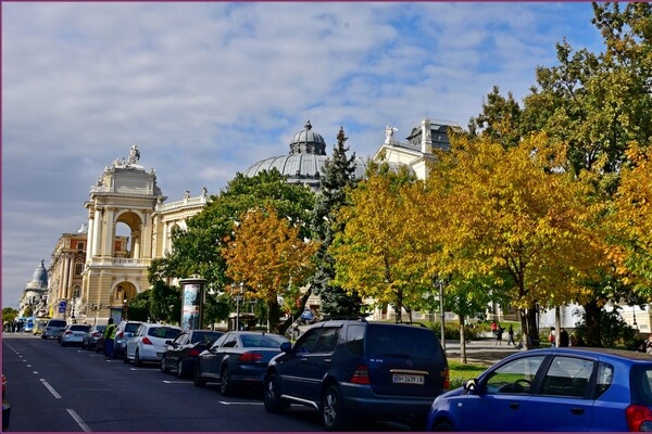 Золотой октябрь в Одессе: смотри, как это красиво (фото)