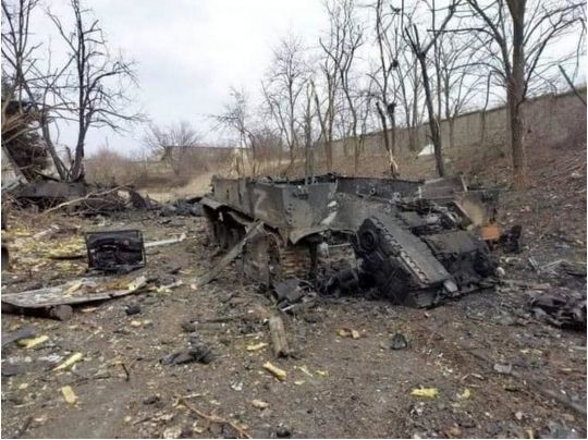 600 окупантів та 8 танків: названо втрати ворога за добу