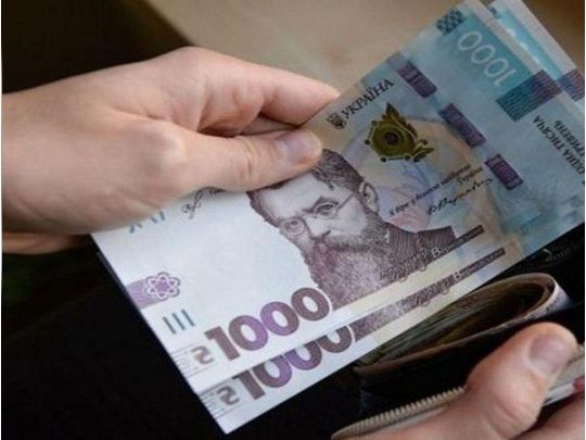 Деякі українці можуть отримувати щомісяця грошову допомогу в розмірі до 2500 грн: хто має право