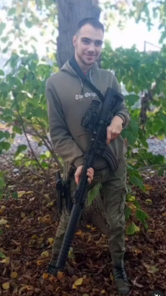 «Якщо треба буде померти за Україну — я помру»: хлопець з Київщини з ДЦП мріє захищати Україну