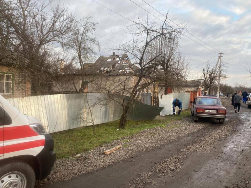 Росіяни вдарили ракетою по Смілі на Черкащині: пошкоджені житлові будинки, є поранені