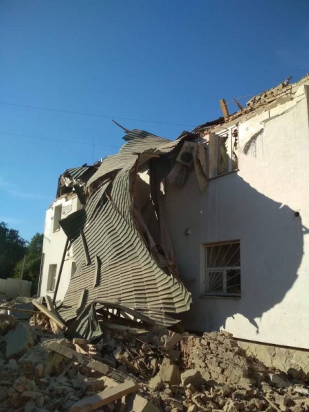 Обстріл ворогом Львівщини: постраждали люди, пошкоджено будівлю Науково-дослідного інституту
