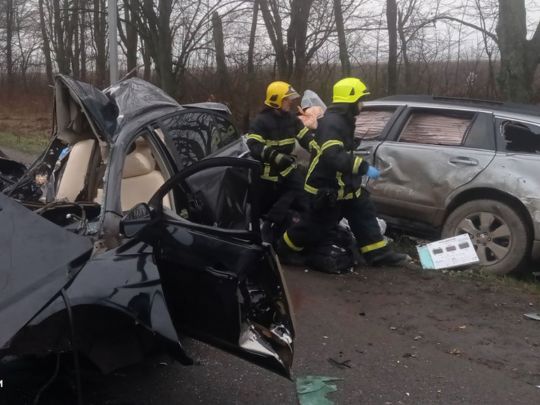 Чотири людини загинули у великій автокатастрофі на Вінниччині (фото, відео)