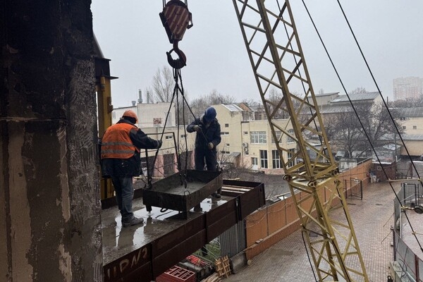 В Одессе восстанавливают 16-этажку, которая разрушилась из-за ракетного удара