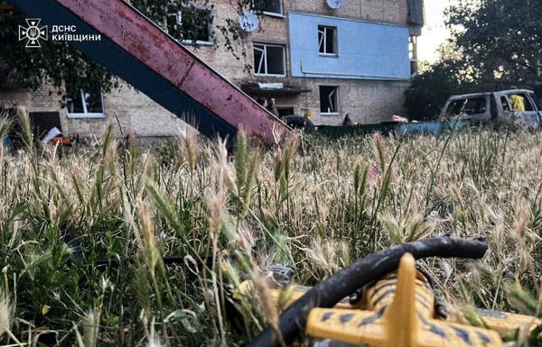 Нічна атака ворога: постраждали Київщина, Запоріжжя, Харків